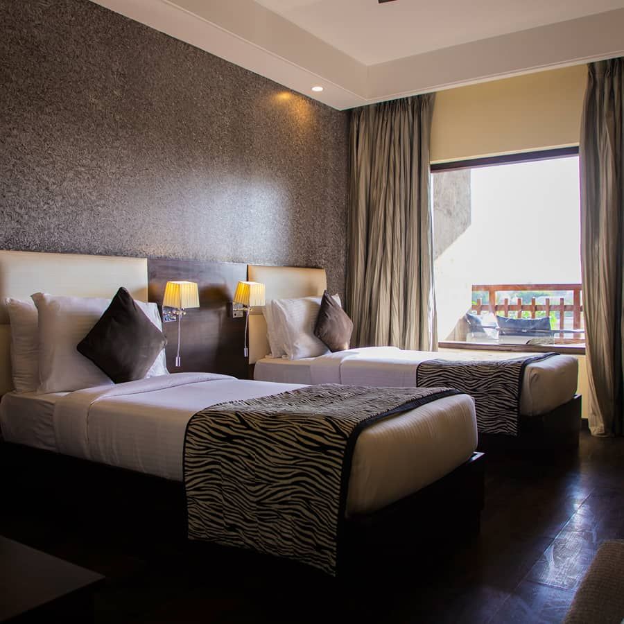 Deluxe Twin Room with Balcony