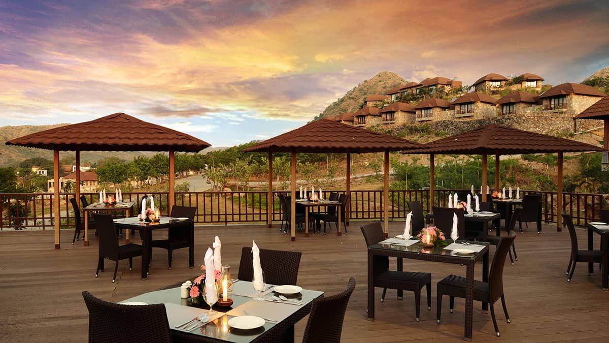 Outdoor dining at The Ananta Udaipur